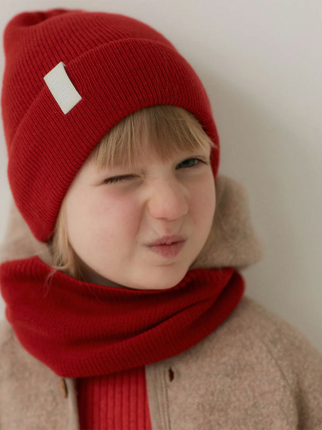Cienki komin z wełny merino Fine Loop Scarf Mille Family BEBE Concept