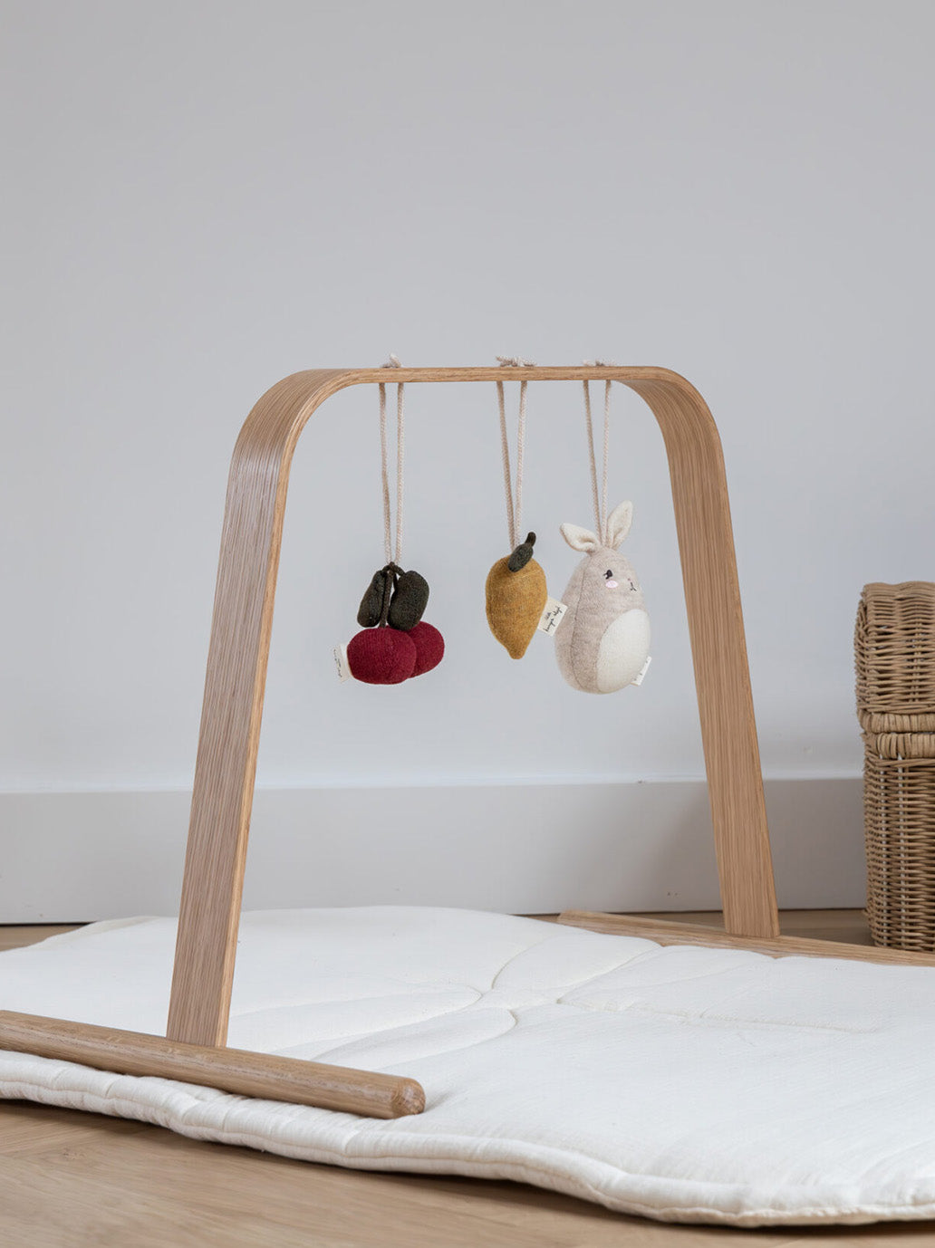 Stojak Baby Gym Activity Stand Kas Kopenhagen BEBE Concept