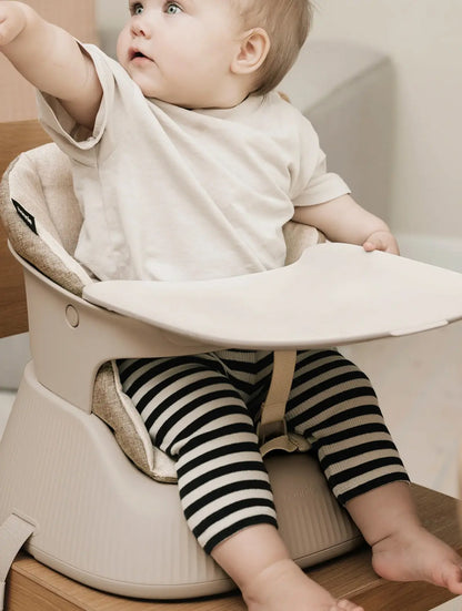 Krzesełko dla dziecka The Portable High Chair Hannie BEBE Concept 