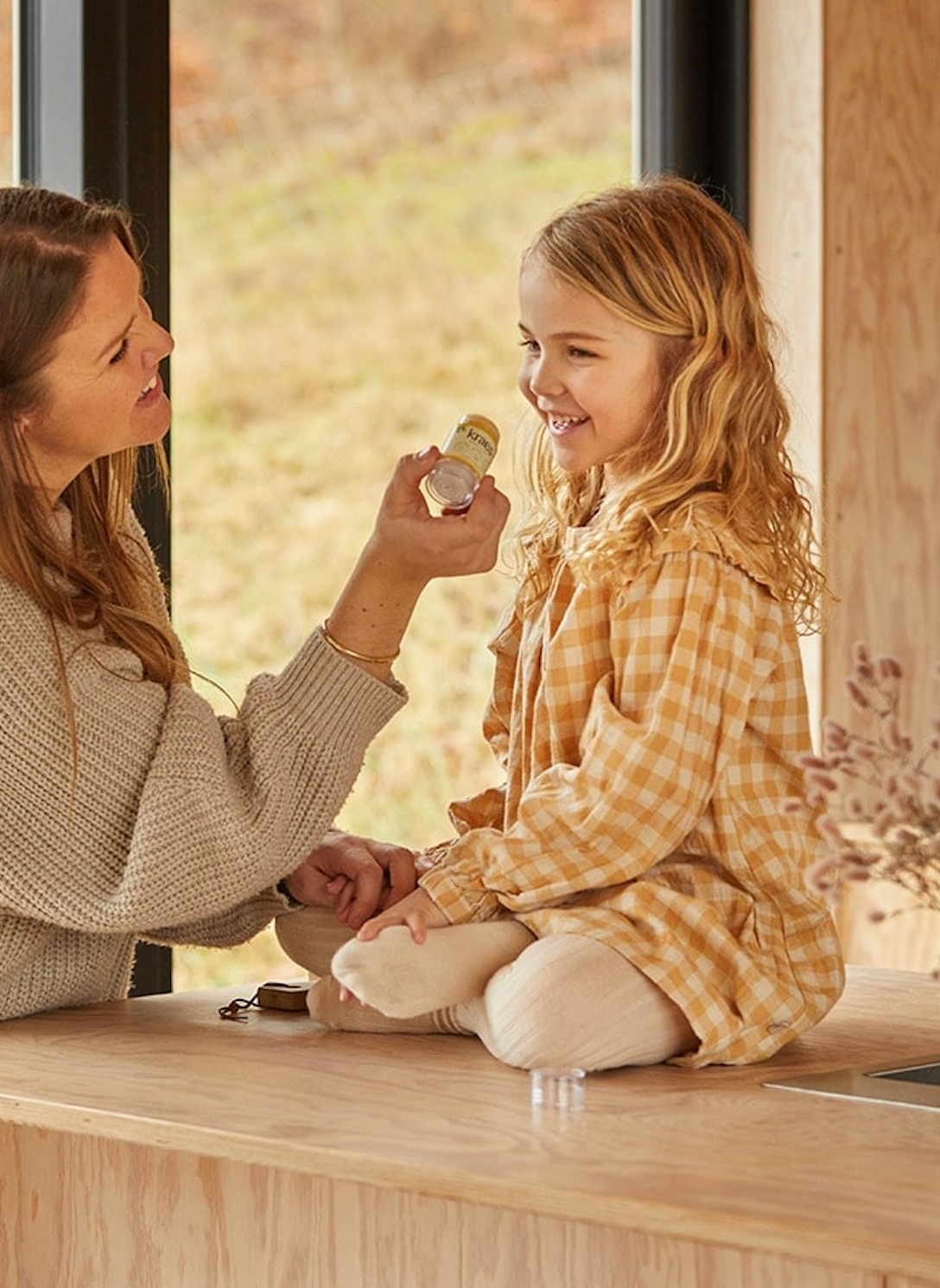 Naturalny sztyft na mróz i podrażnienia Owies &amp; Mango Kraes BEBE Concept 