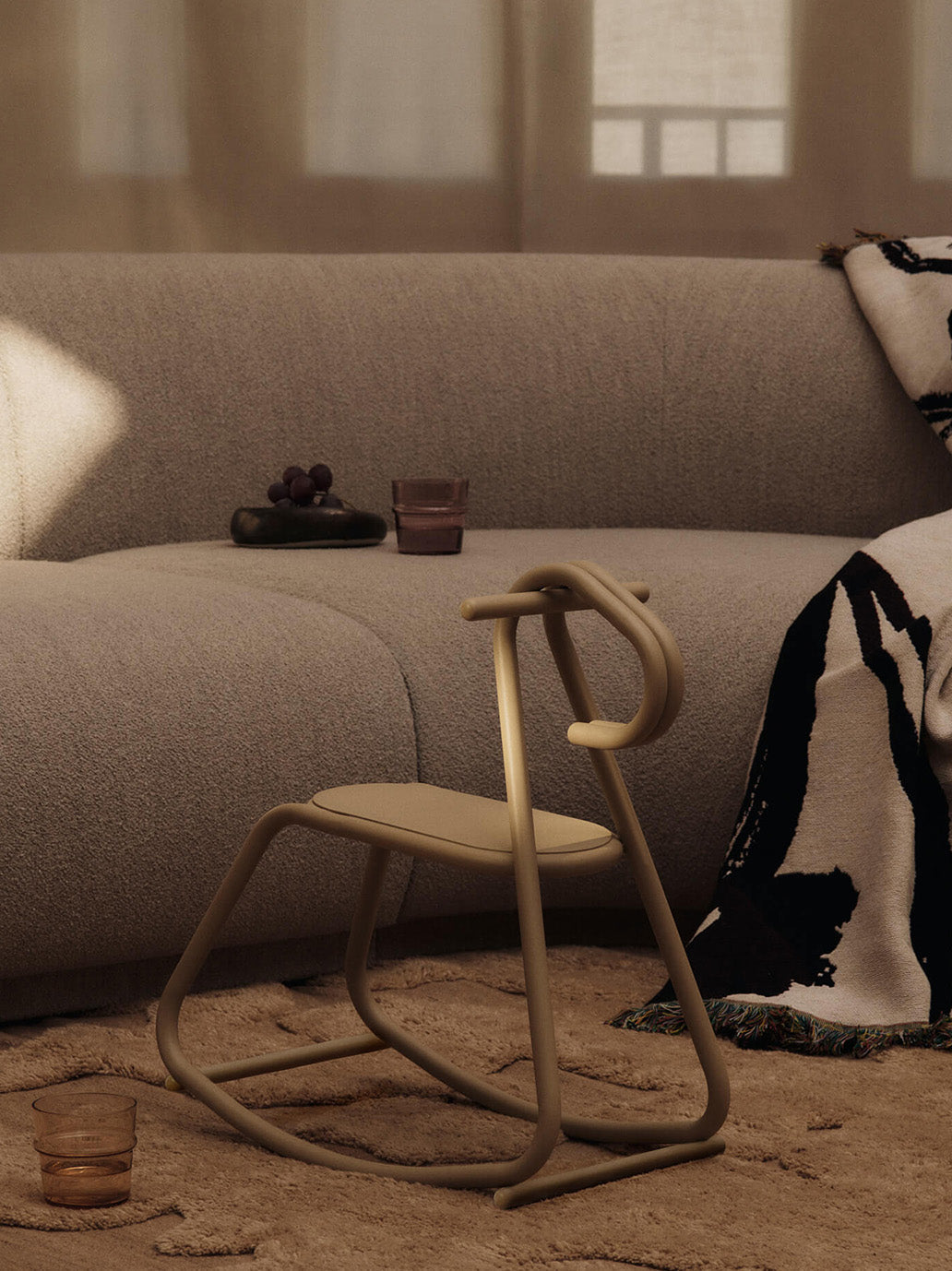 Koń na biegunach Lussi Rocking Horse Ferm Living BEBE Concept 
