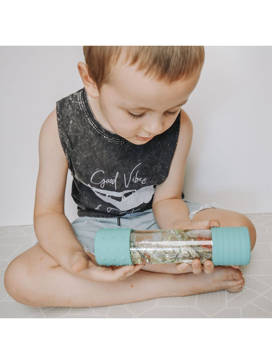 Uspokajająca butelka sensoryczna DIY Jellystone BEBE Concept 