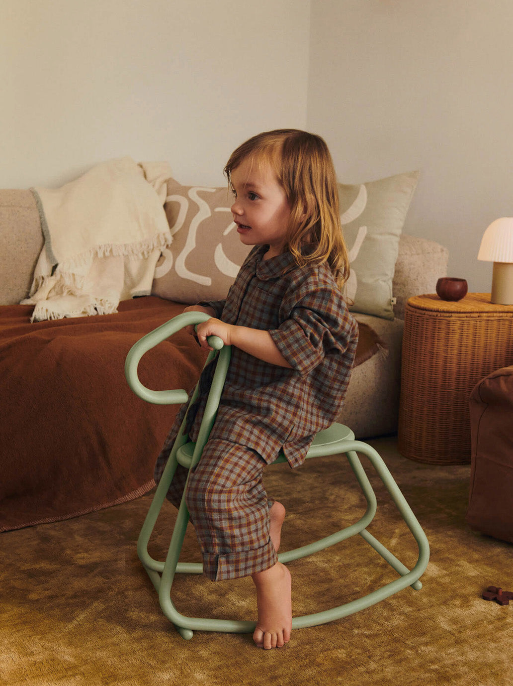 Koń na biegunach Lussi Rocking Horse Ferm Living BEBE Concept 