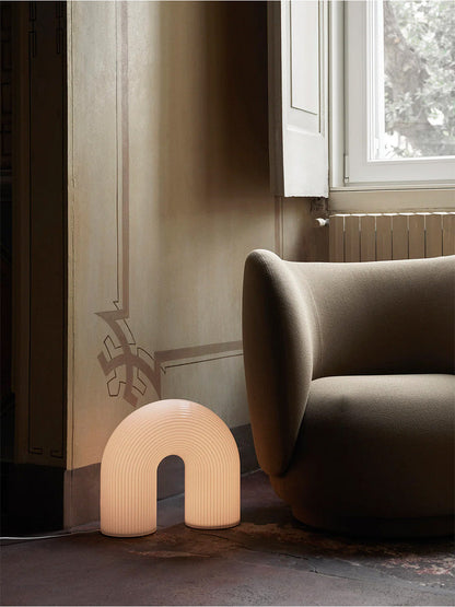 Lampa podłogowa Vuelta Ferm Living BEBE Concept 