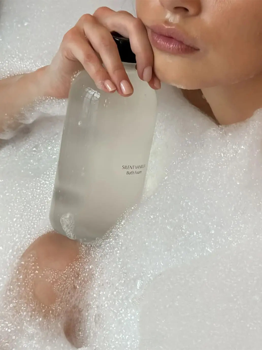 Naturalna piana do kąpieli Silent Vanilla Bath Foam La Bomba BEBE Concept 