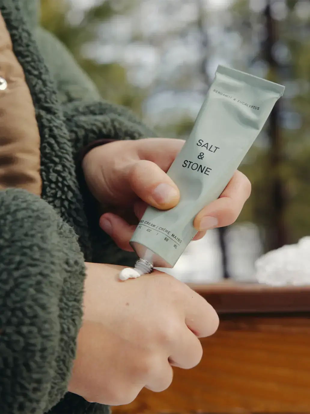 Nawilżający krem do rąk Salt &amp; Stone BEBE Concept 