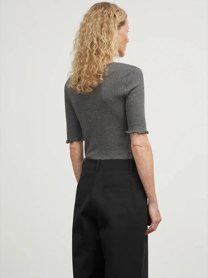 Edie Tee SKALL STUDIO BEBE Concept 