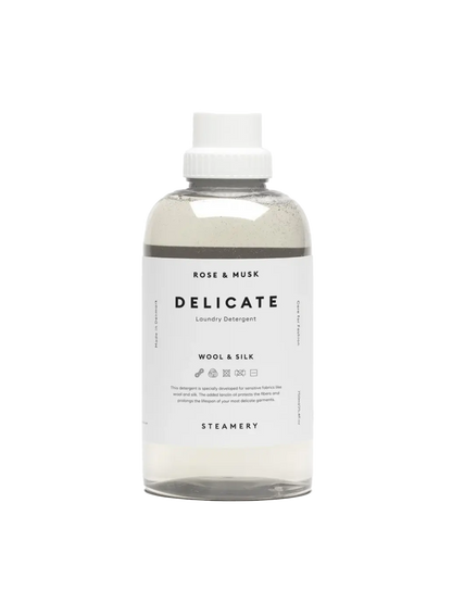 Ekologiczny płyn do prania wełny i jedwabiu Delicate Steamery Stockholm BEBE Concept 