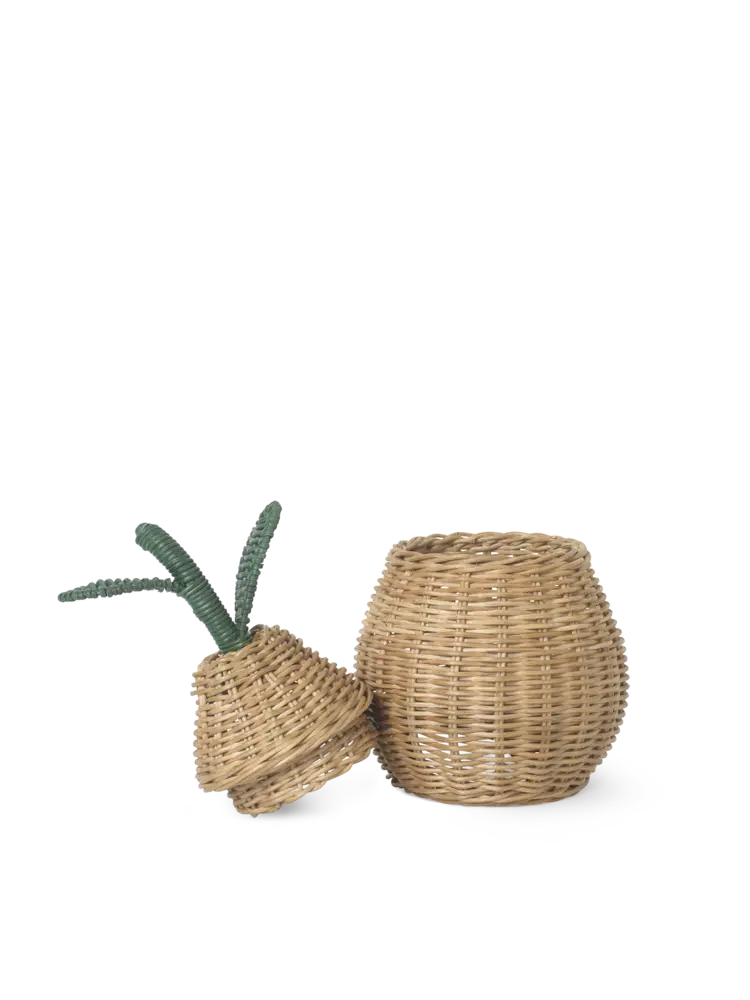 pleciony kosz Pear Ferm Living BEBE Concept 