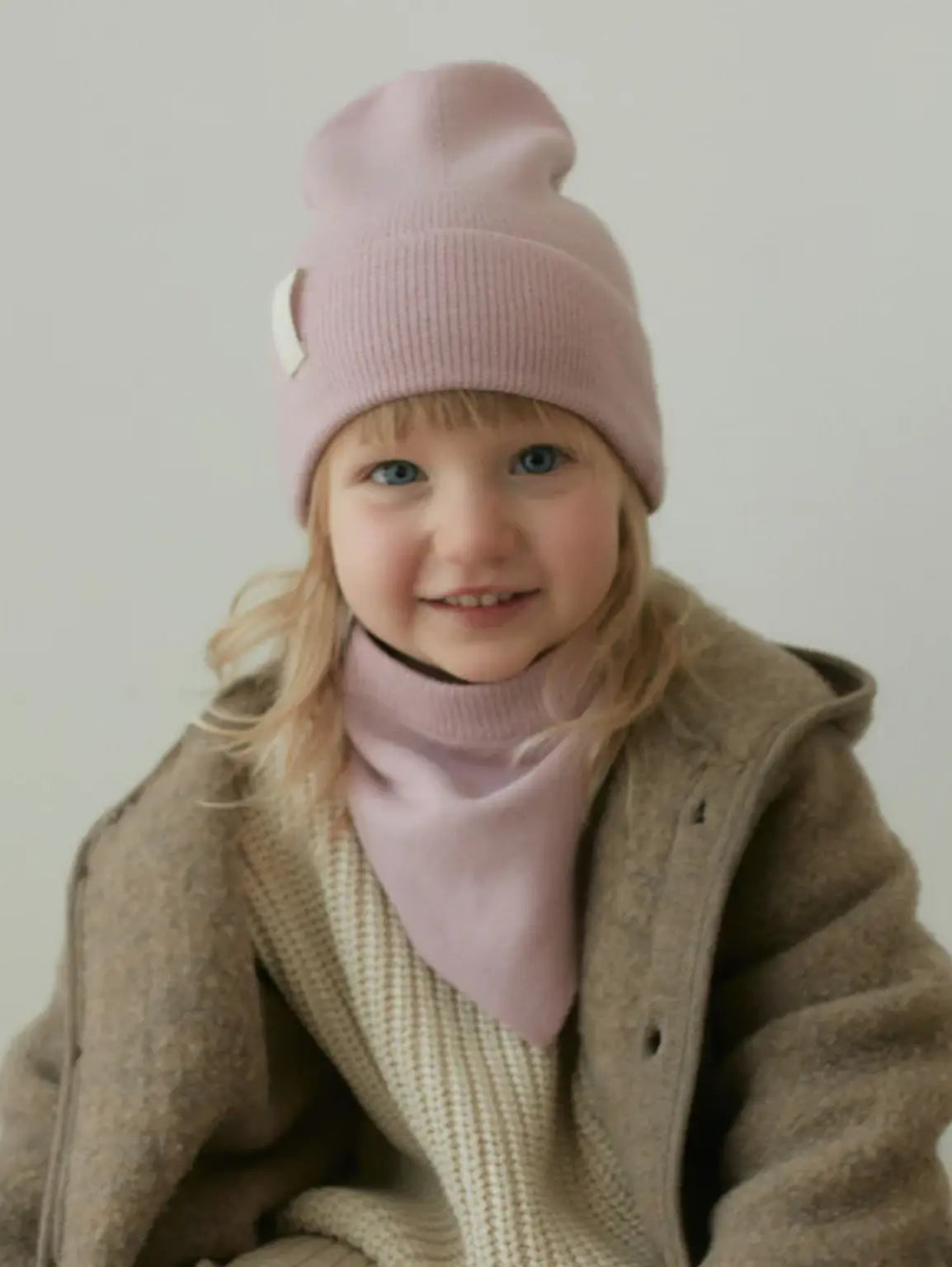 Cienka czapka z wełny merino Fine Mille Family BEBE Concept 