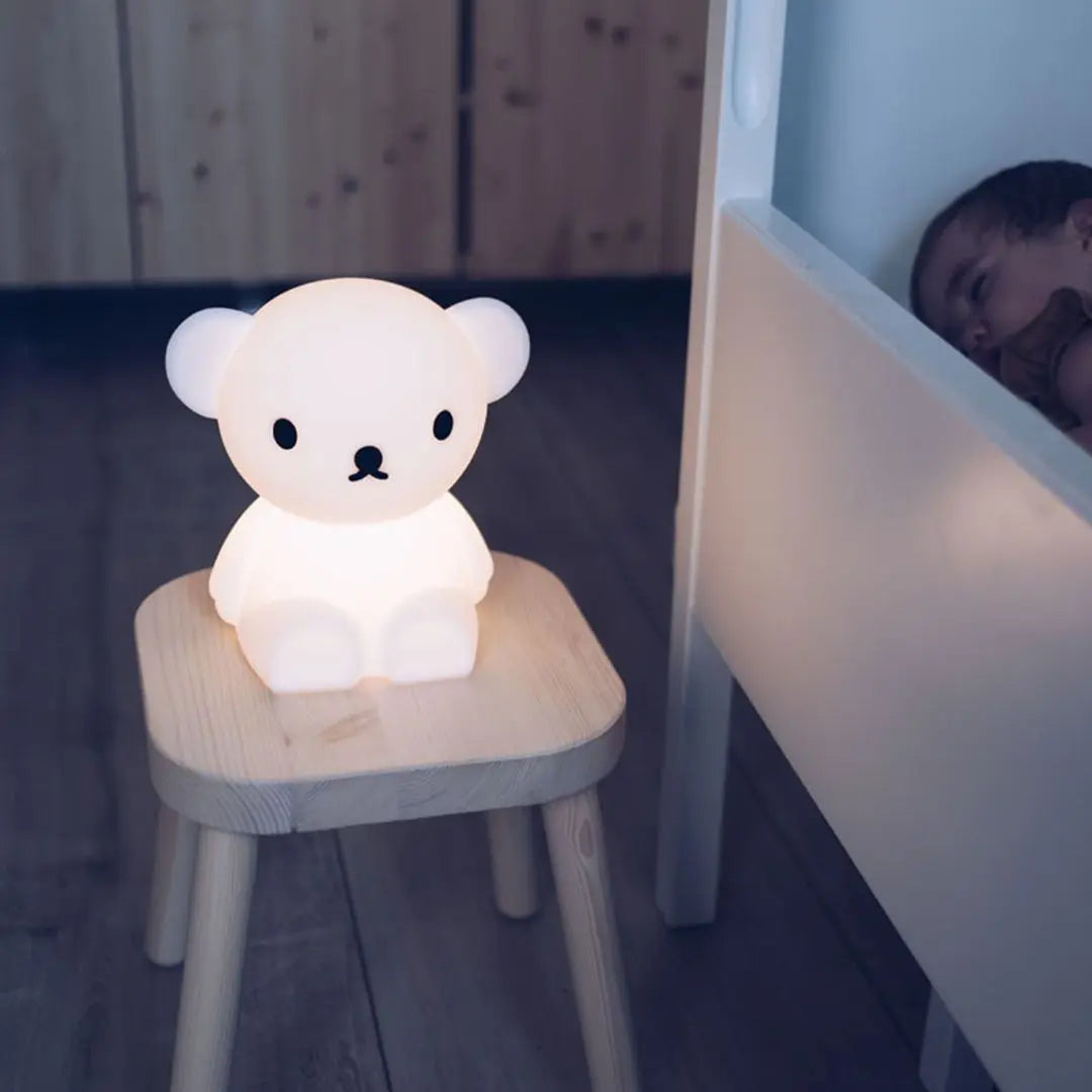 bezprzewodowa miękka lampka nocna z regulacją światła First Light Mr Maria BEBE Concept 