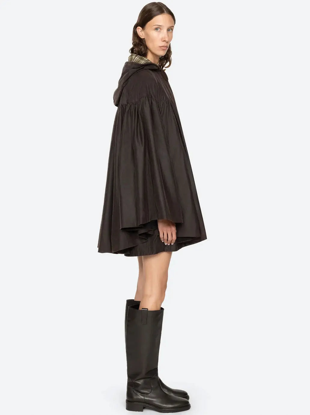 Quentin Solid Poncho SEA New York BEBE Concept 