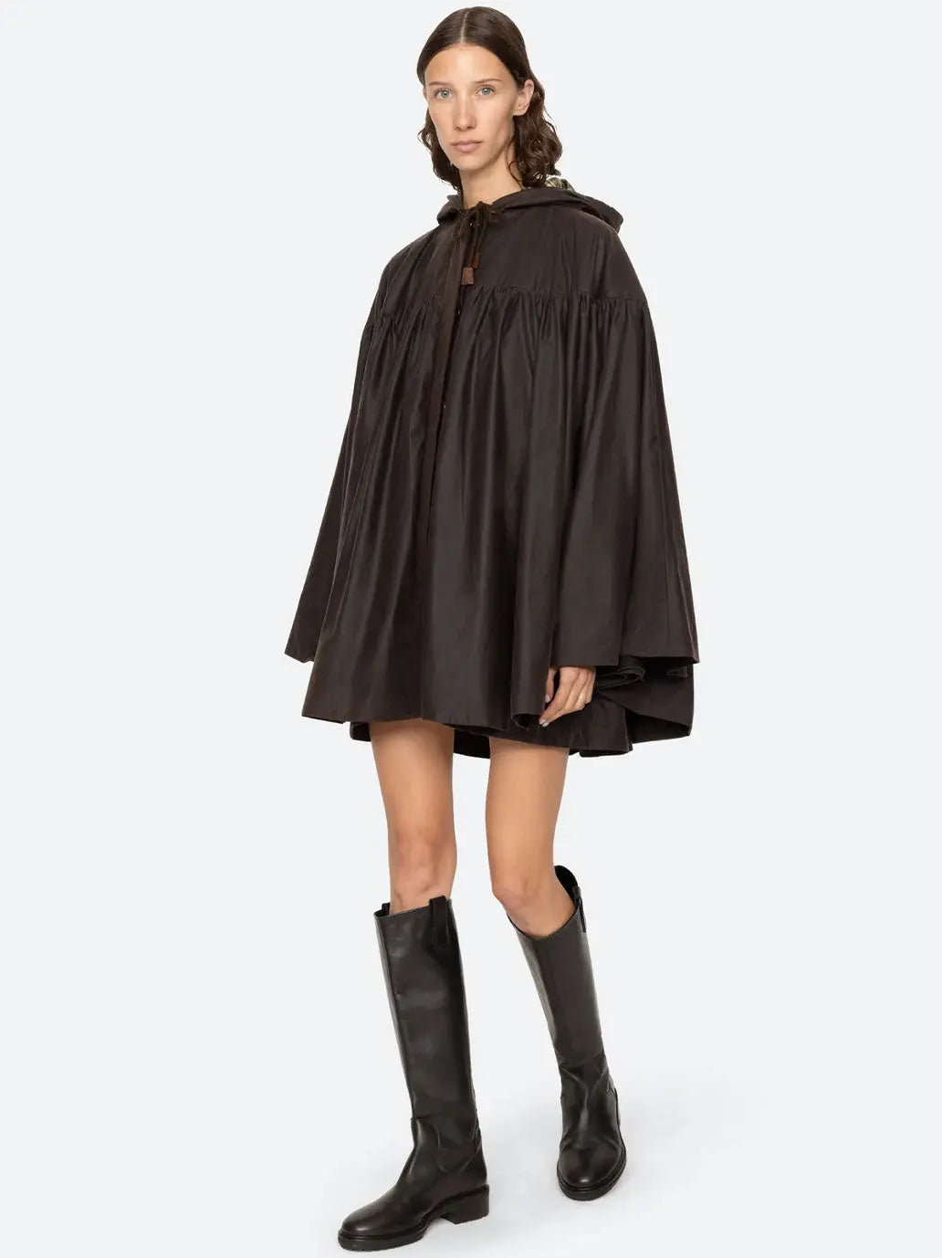 Quentin Solid Poncho SEA New York BEBE Concept 