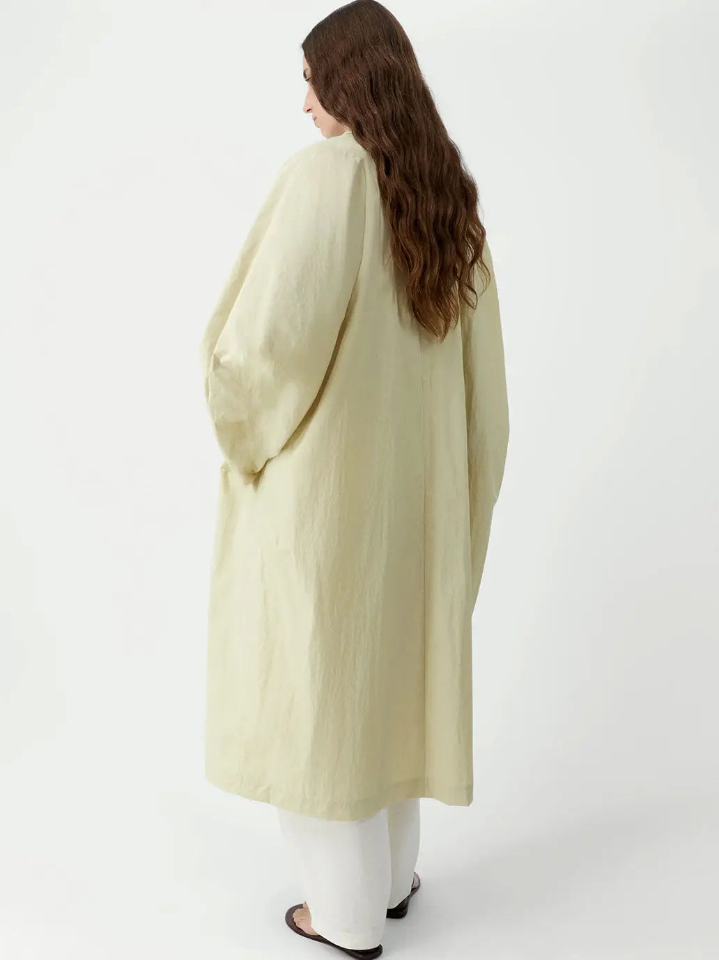 Batwing Trench Cordera BEBE Concept 