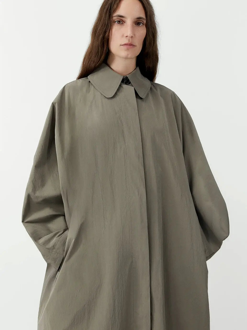 Batwing Trench Cordera BEBE Concept 