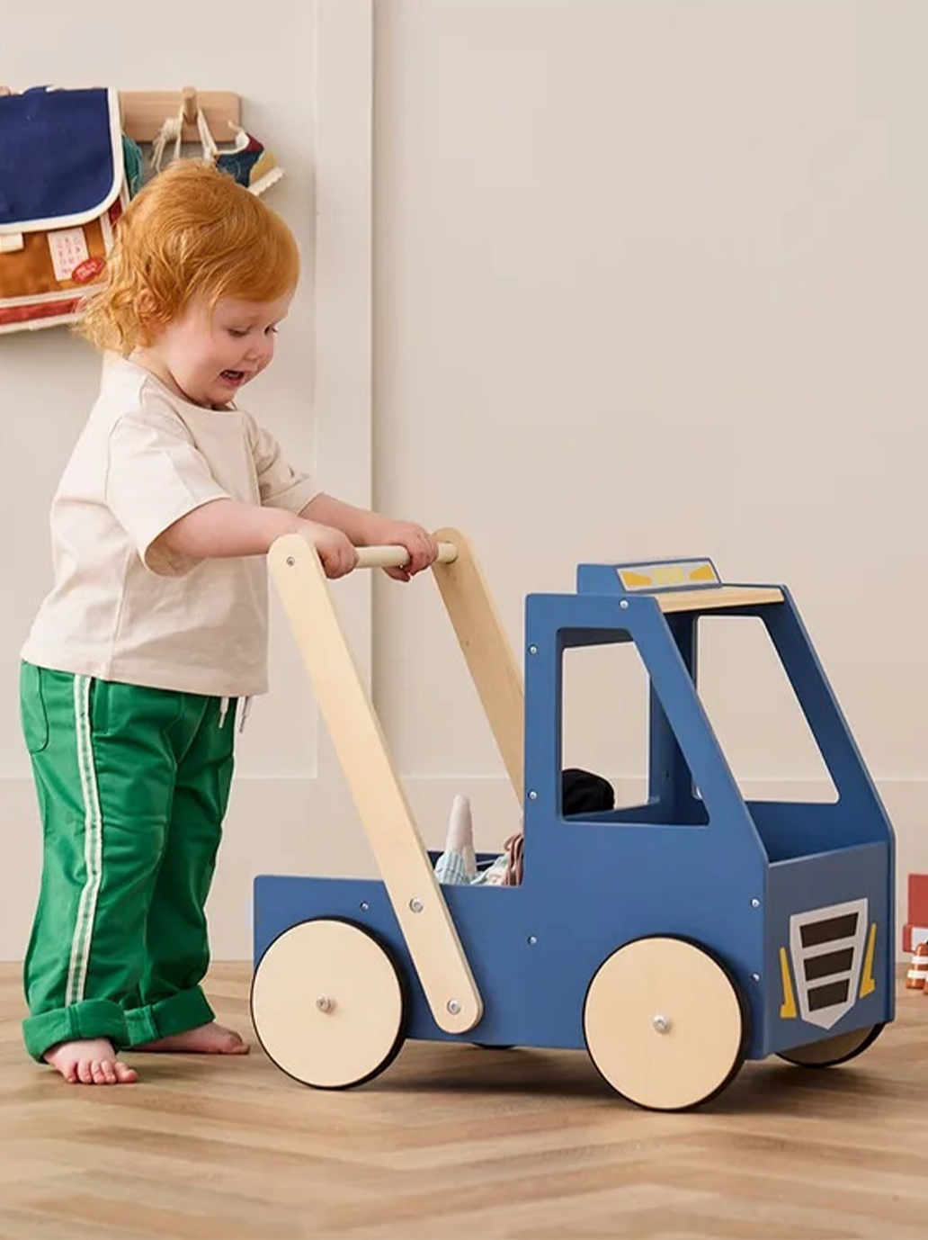 Drewniany chodzik ciężarówka Kids Concept BEBE Concept 