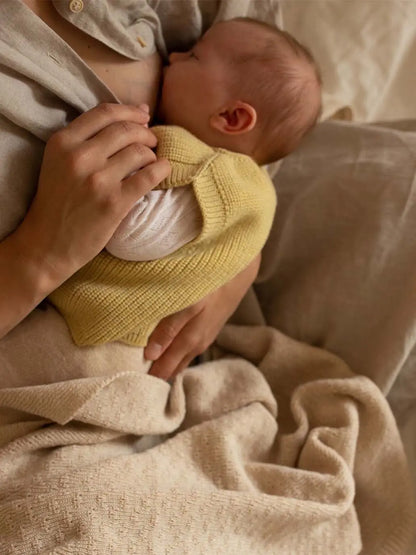 Kamizelka merino dla niemowląt Harvey vest Hvid BEBE Concept 