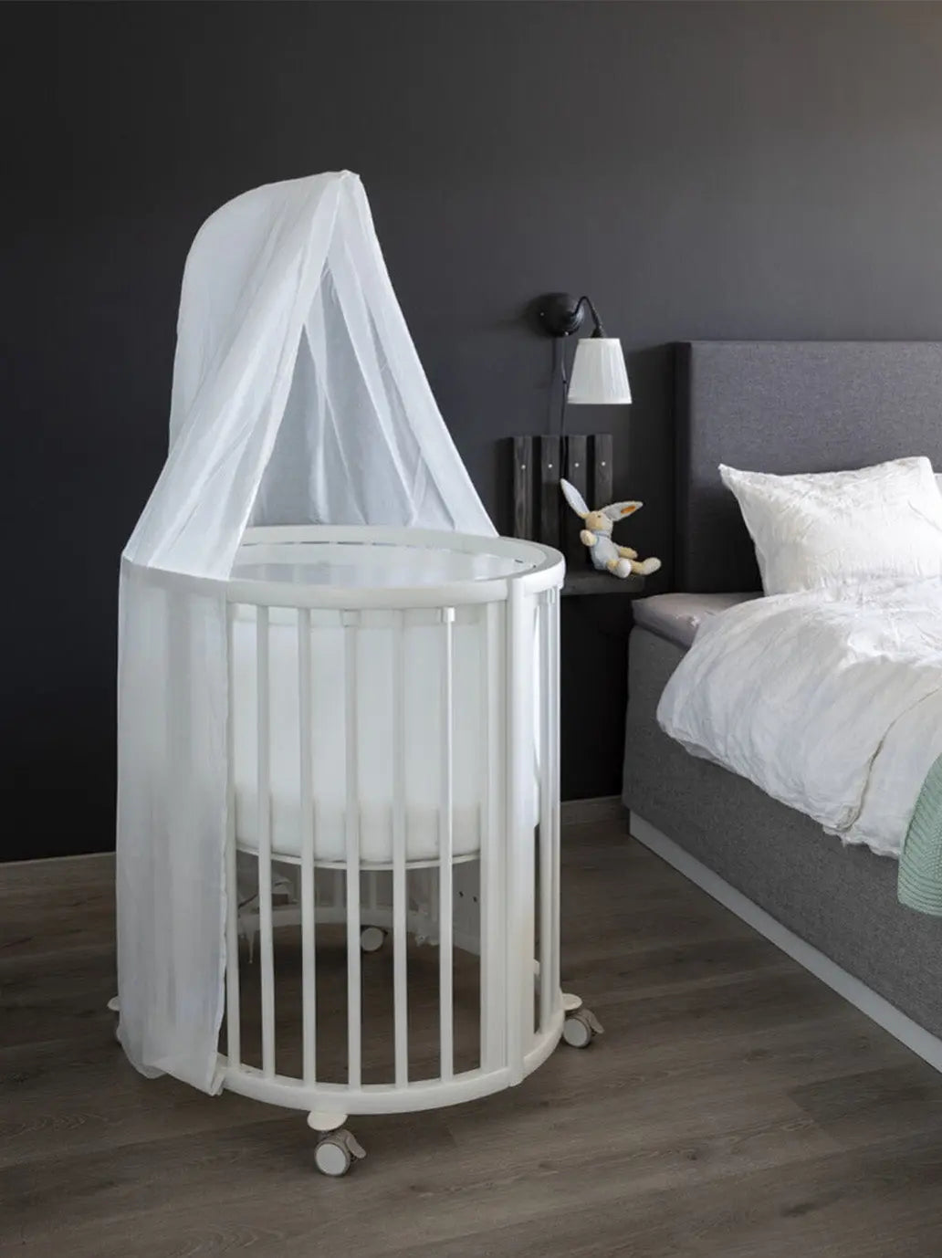 Łóżeczko rosnące z dzieckiem Sleepi Mini Stokke BEBE Concept 