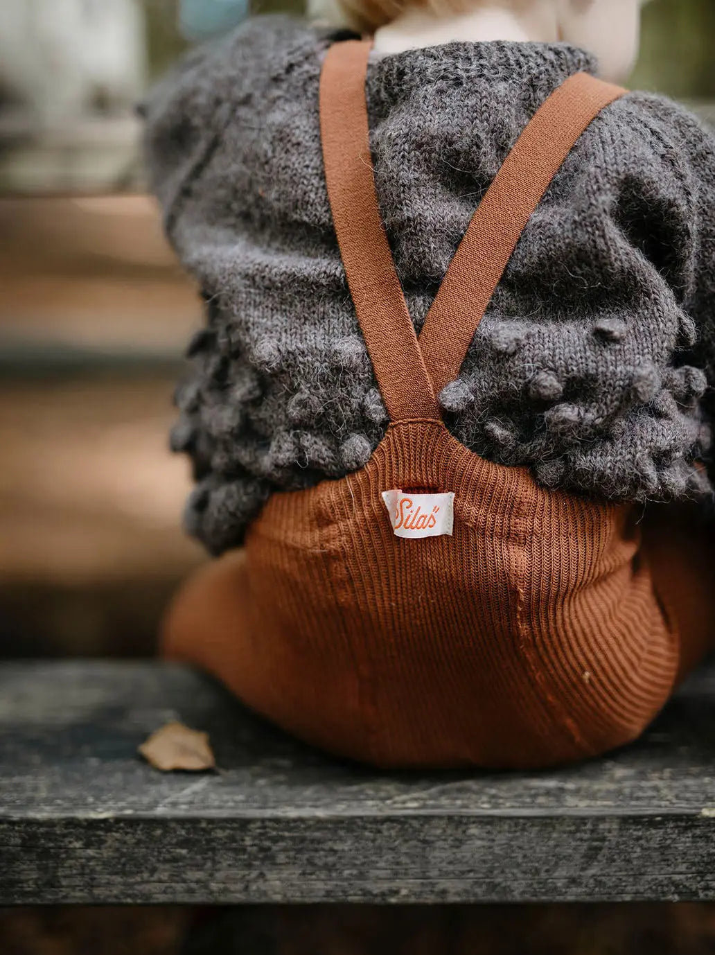 rajstopy z organicznej bawełny z szelkami w stylu vintage Silly Silas BEBE Concept 