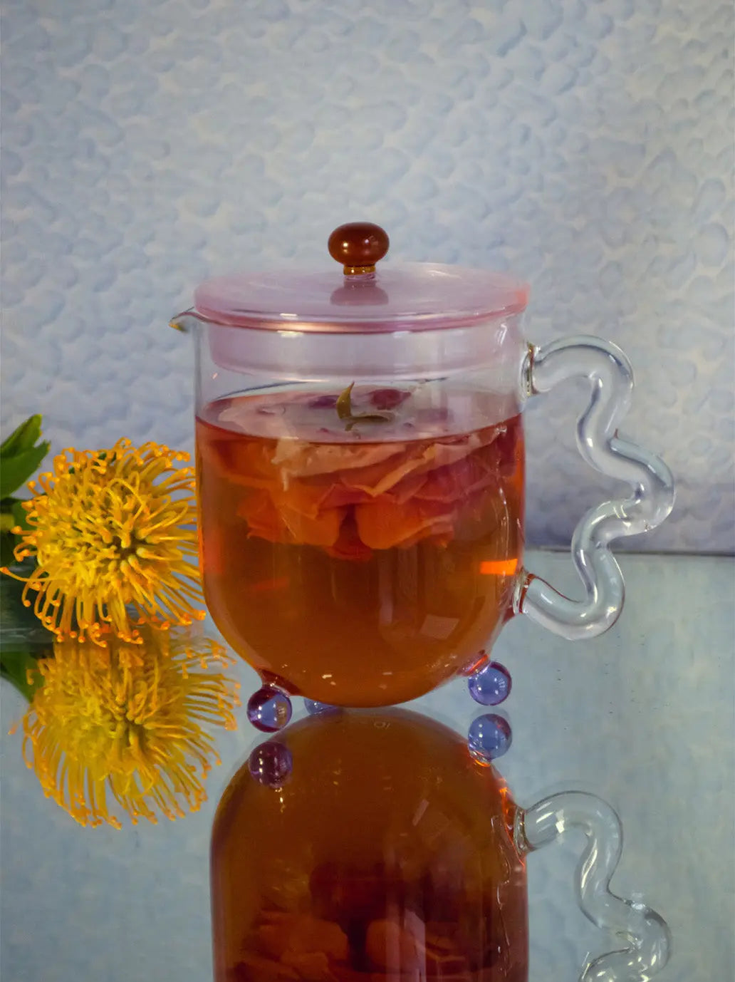 Dzbanek na herbatę Bloom Teapot Sophie Lou Jacobsen BEBE Concept 